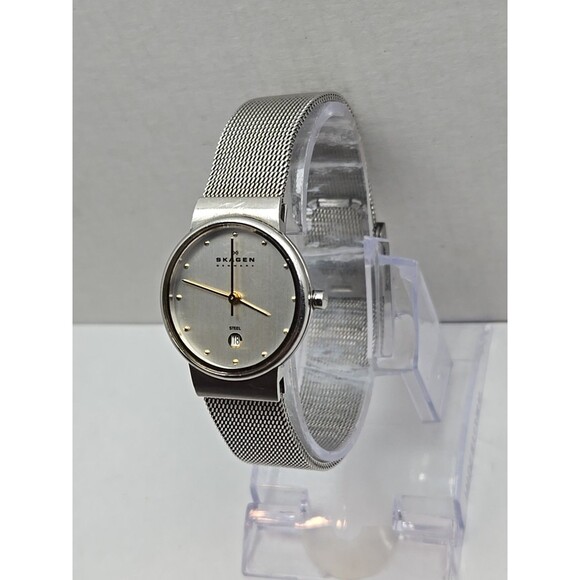 Skagen 355SGSC Ultra Slim Steel Mesh Date Silver Dial Quartz Watch New Battery - Picture 2 of 10